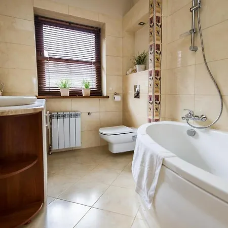Ferienwohnung Gosciniec Marzymieta Czmon Exterior foto