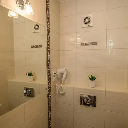 Ferienwohnung Gosciniec Marzymieta Czmon Exterior foto